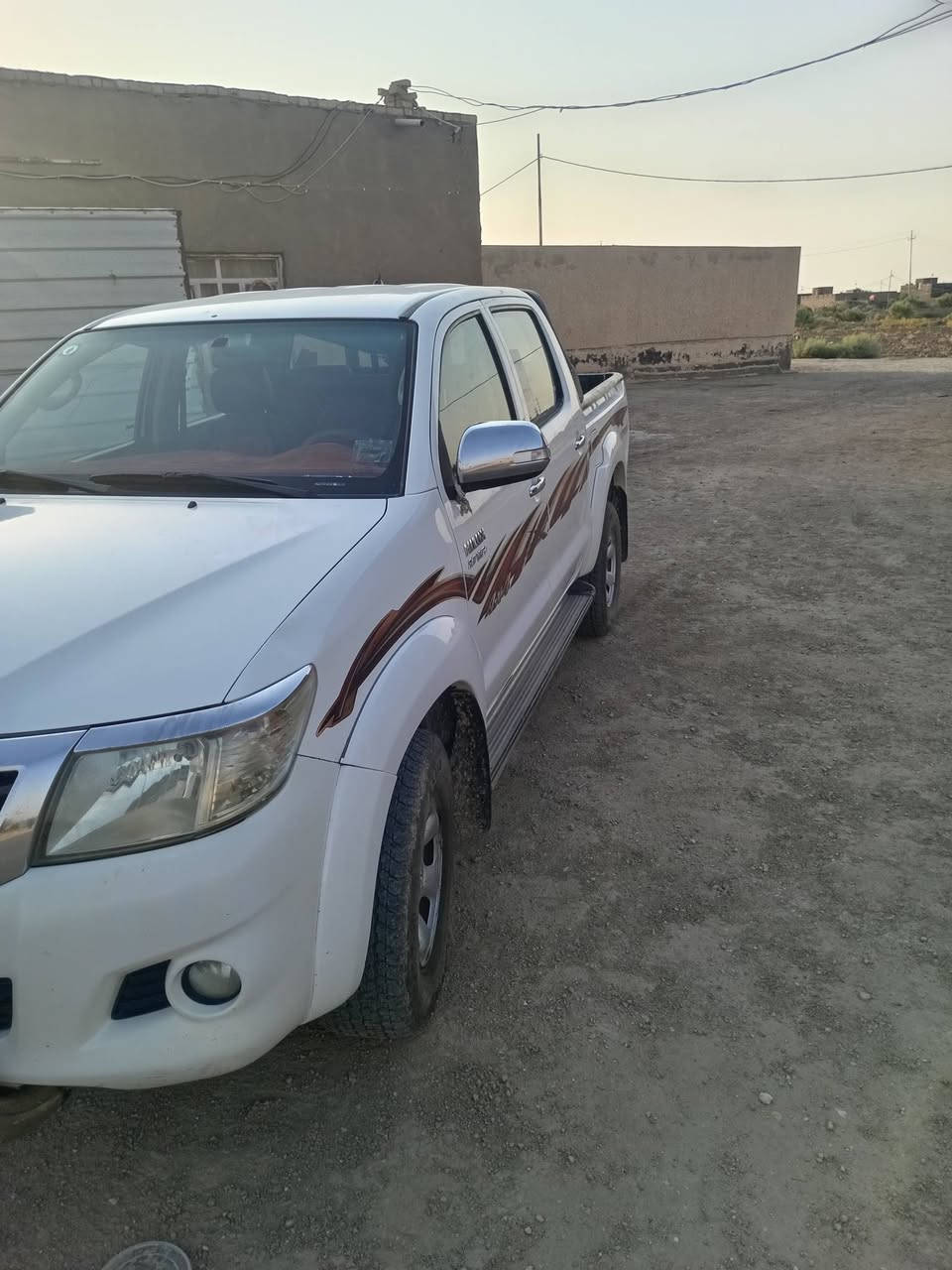 فورويل موديل ١٤اتماتيك مكفوله كفاله عامه بيها بس رصعات بسمنا مداور ثاني يوم سعر والاستفسار على الرقم ***********
