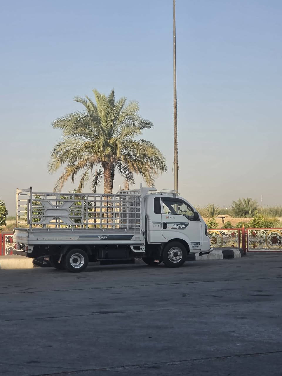 سلام عليكم
سياره كيه فحل مديل ٢٠٢٢ كفاله عامه تخم تاير جديد محجر وسوبايه وتحويره ١٤  فول سياره ماشه ١٠٤ رقم واسط بسمي هزه وسنويه جدد مكاني نجف ١٧٧ وبيه مجال للطيبين ***********
