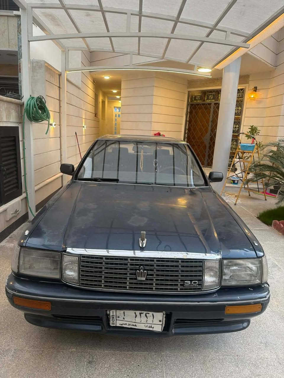 سلام عليكم
سيارة كراون هارتوب موديل 1990 سياره مكفوله من الصبغ والحادث ونقل جثه وكص كهربائيات كلها شغاله كير مكينه مكفوله دواخلها بلاديه نضيفه سياره بأسمي ابيعلك شرط تحويل. مكان السياره بغداد 
تبريدها شغال نقص بس راديتر وغاز 
السياره خير من الله مال جناي 
السعر 47وبيها مجال حك الجيه 
استفسار اكثر ادخل خاص وبلخدمه 
***********واتساب
