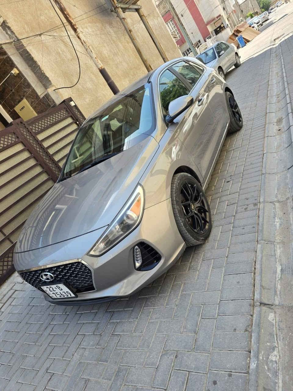 النترا هاشباك GT رقم اربيل دولي هزه جديده تحويل مباشر
موديل 2020
ماشيه 65ML

قطعتين صبغ بدون تبديل بدون دواخل 
سياره جديده بمعنى الكلمه 

تبريد ثلج ❄️
 تدفئه فول مع تدفئه بالمقاعد ♨

السعر 105$وبيها مجال بسيط 

للتواصل ***********
مكاني الدوره جمعية خير الله 
السياره جاهزه من كلشي
