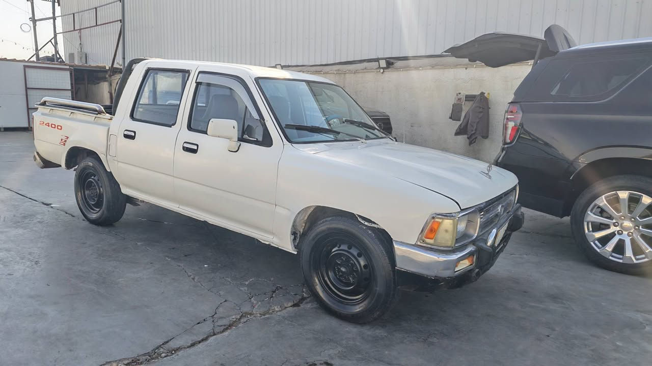 تيوتا جمره موديل 1991 
الگير اوتماتيك 
محرك جديد كروسيده + محرك اضافي قطع غيار 
باور ستيرن 
تبريد
كلشي جاهز حدادية كامله 
سيارة تخبل وجديده داخله منفيس 2014
مكانهة كوت
بأسمي وتحويل ثاني يوم 
السعر 53 وبي مجال للشراي
للاستفسار اكثر الاتصال على الرقم 
***********
