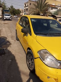 ورحمه الله وبركاته من بعد اذنكم عندي نيسان فيرسا للبيع موديل ٢٠٠٩ مكين...