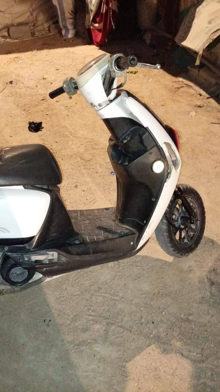 دراجه للبيع جاهزه من كلشي السعر 350 وبيه مجال الاستفسار اتصال *********** المكان بصره كرمه علي
