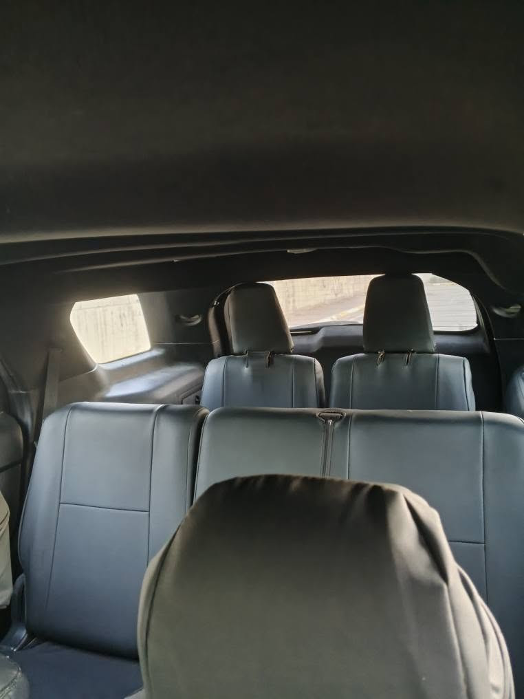 ford EXPLORER
مۆدێل :2017 
مواسەفات پۆلیسی گێڕ سکان ئەوەی بزانێت پۆلیسی زۆر شتی جیاوازو تۆگمەیە . 
سەیارەیەکی هەتا بڵێی پاکو جوانە  بێعەیبە   گێڕ مەکینە کارەبایات هەموی بەشەرت  چوارتایەی تازەی لەسەرە هەمو حاسەکانی ئیشەکات هیچی تەرک نەکراوە 
بۆیاخ : یەک جاملغی دوای لای سایەق هی ئەمریکایە 
سەنەوی تا 2028 تازەیە بەشەرتی غەرامەو بەناو کردن 
بیانو بڕە سەیارەی ماڵە  
نرخی : 170 مەعامەلە  
ڕەقەم :*********** دار بنديهكان, السليمانية
