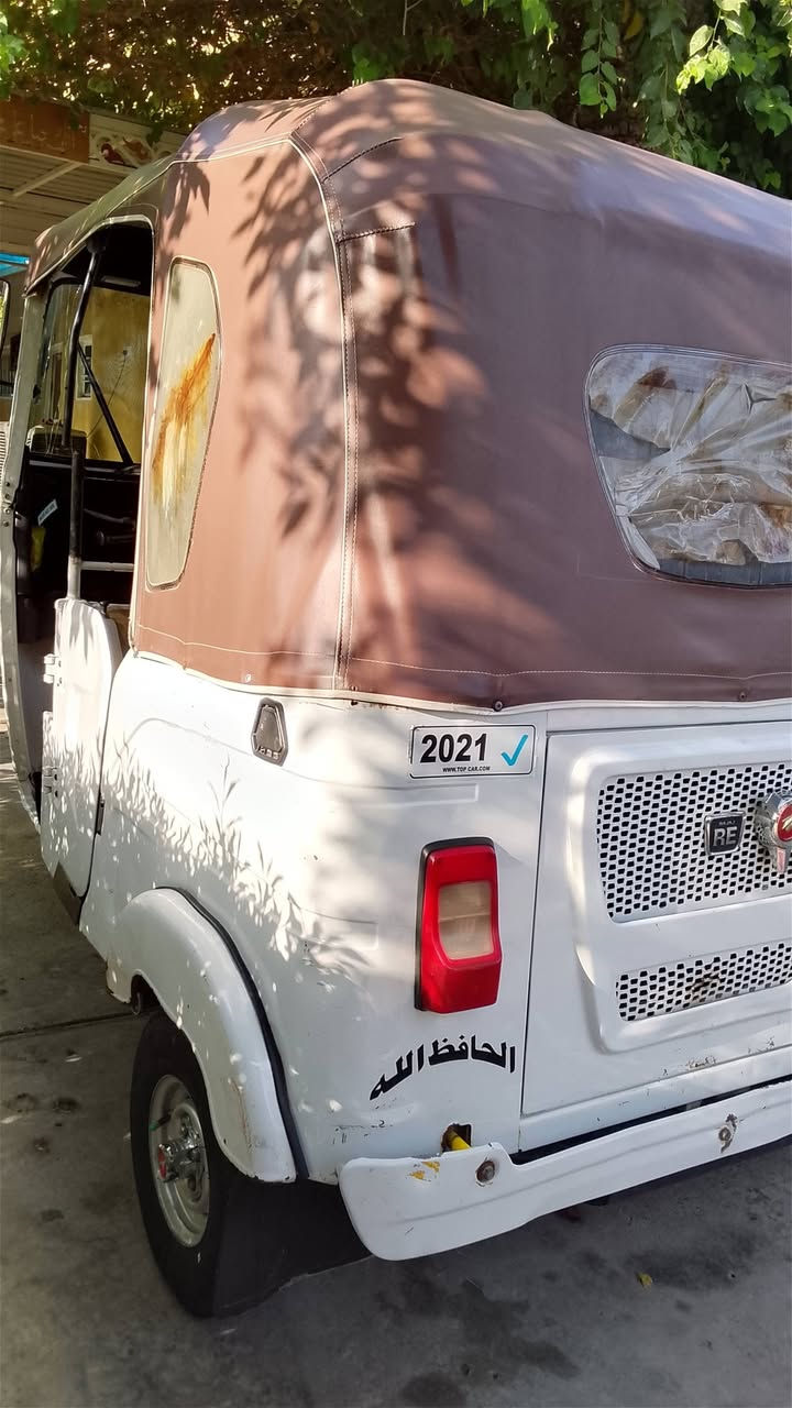 سلام عليكم تكتك للبيع موديل 21 كامله اي نقص مابيهة محركهة لاتنقيص ولا تبخير السعر 7800 وبيهة مجال قليل العنوان بغداد الحسينيه مال الراشديه الاستفسار ***********
