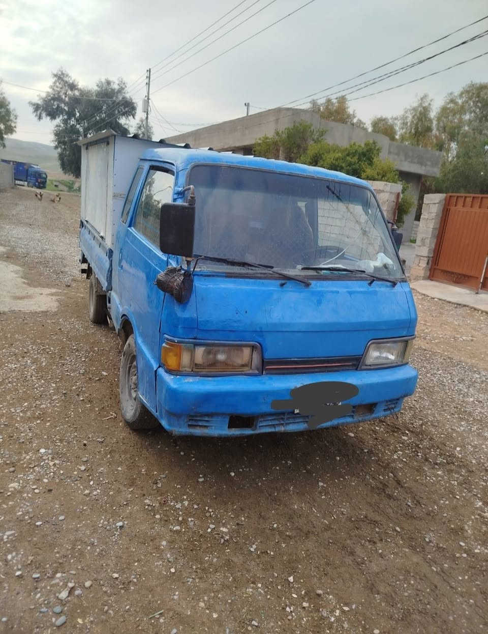 کیابینگو قەمەرەو ڕوبع
مودیل1993
مەنفێس و بێکێشە
ماڵی کاسپیە
شوێن نزیک کەلار
سعر23گەڵا
***********
ژمارەکە واتسئەپیشی لەسەرە
