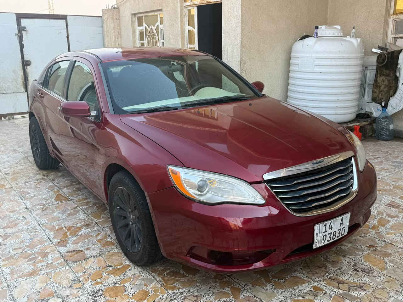 سي 200 مديل 2014 رقم بصره تحويل 
بيها 3 قطع الاماميه صبغ بدون دواخل 
مكينه 2400 كفاله مكينه وكير 
جاهزه السياره نضيفه شاشه كاميره 
تحكم استيرن السعر 64 بيها مجال 
مكاني البصره الشراي يتصل ***********
