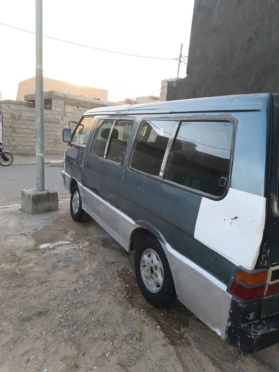 لسلام عليكم كيه بستا لبيع موديل 94 سياره خير من الله كير محرك مكفولات شواصي نضيفات كهربائيات كلها شغاله ماعده الداخل، داخلها نضيف بيها خياسات بل جمملاغات فقط لسنويه 2027/ شهر 10 للاستفسار واتساب *********** مكان السياره ديالى بعقوبة بهرز
