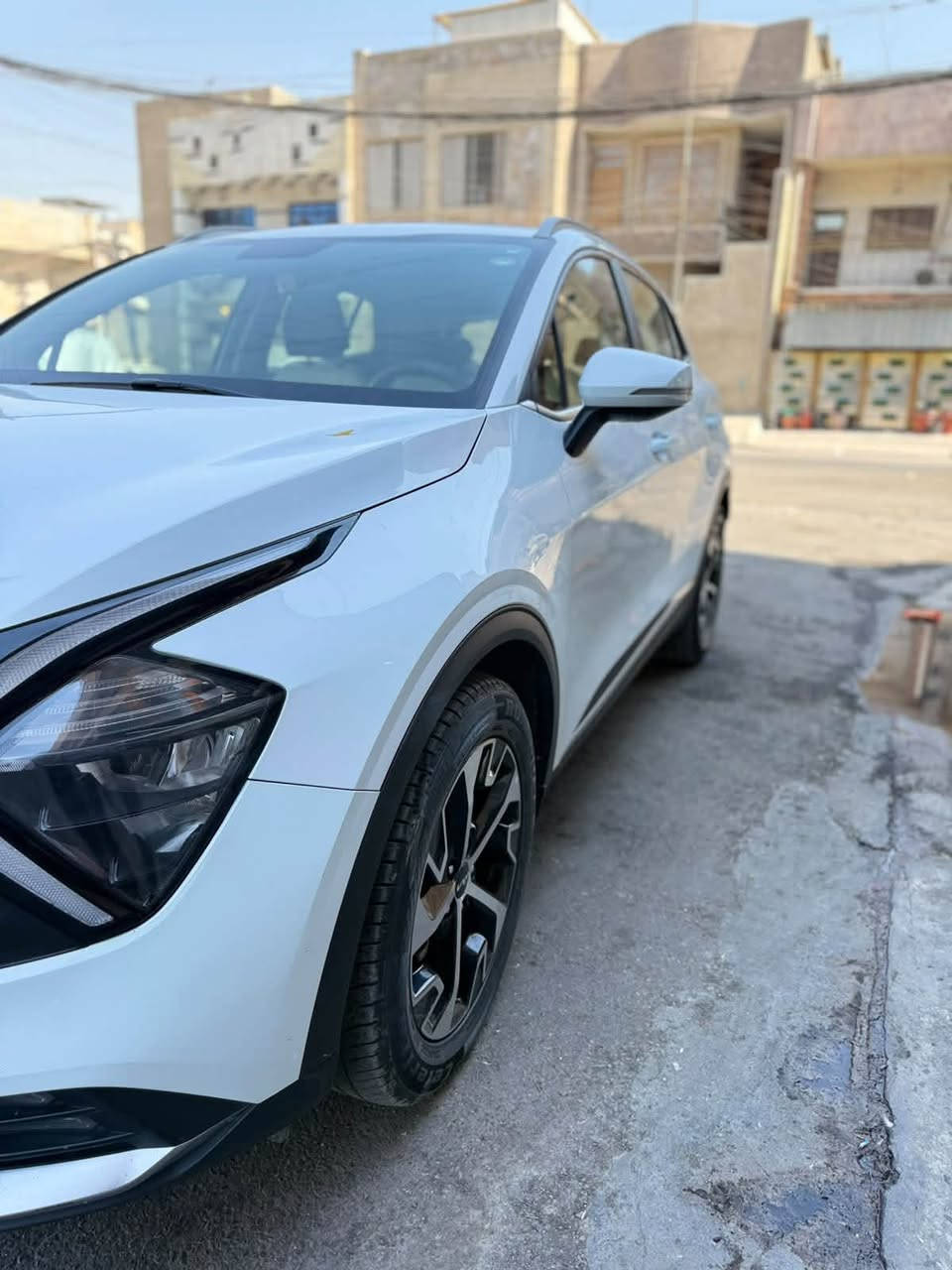 يالله السلام عليكم
كيه سبورتج موديل 23 خليجي مكفوله كفاله عامه 

ماشيه 64 كيلو🏎️ مكينه 2000 دوش 

موصفات عاديه معروفه  رقم اربيل بسمي  اتريد تحويل وكاله حاضر 

سياره موجوده بشارع فلسطين. هذا رقمي 

*********** تحياتي  

السعر 198 $ وبيهه مجال
