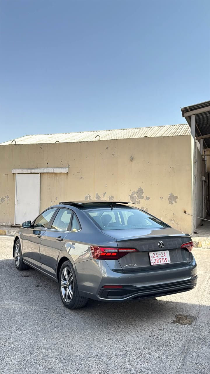 Jeeta 2024 SE 
4 قطع امامي صبغ 
 ويا تكمة بدون دواخل 
بدون ارباك  صقف ما بي اي ملاحضة 
بدون ارباك.    سعر 130 
شراي اتصل *********** أربيل, العراق
