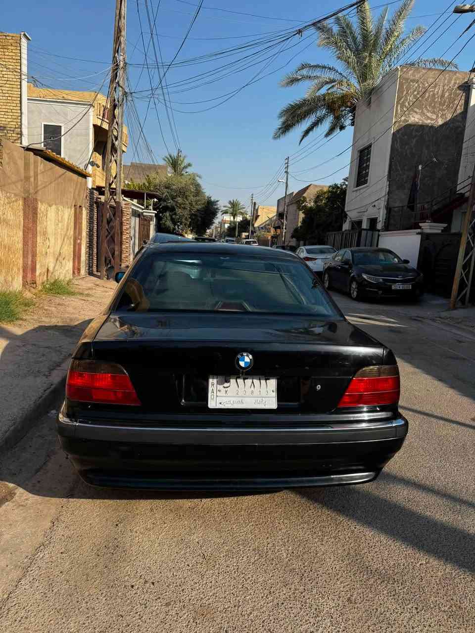 كاسحه موديل 1996 محدثه 2000  رقم بغداد  السياره كير مكينه مكفوله حداده جديده  تبريد ثلاجه السياره نضيفه مكانه بغداد الاعلام  سعره 65 وبيه مجال بسيط للتواصل ***********

