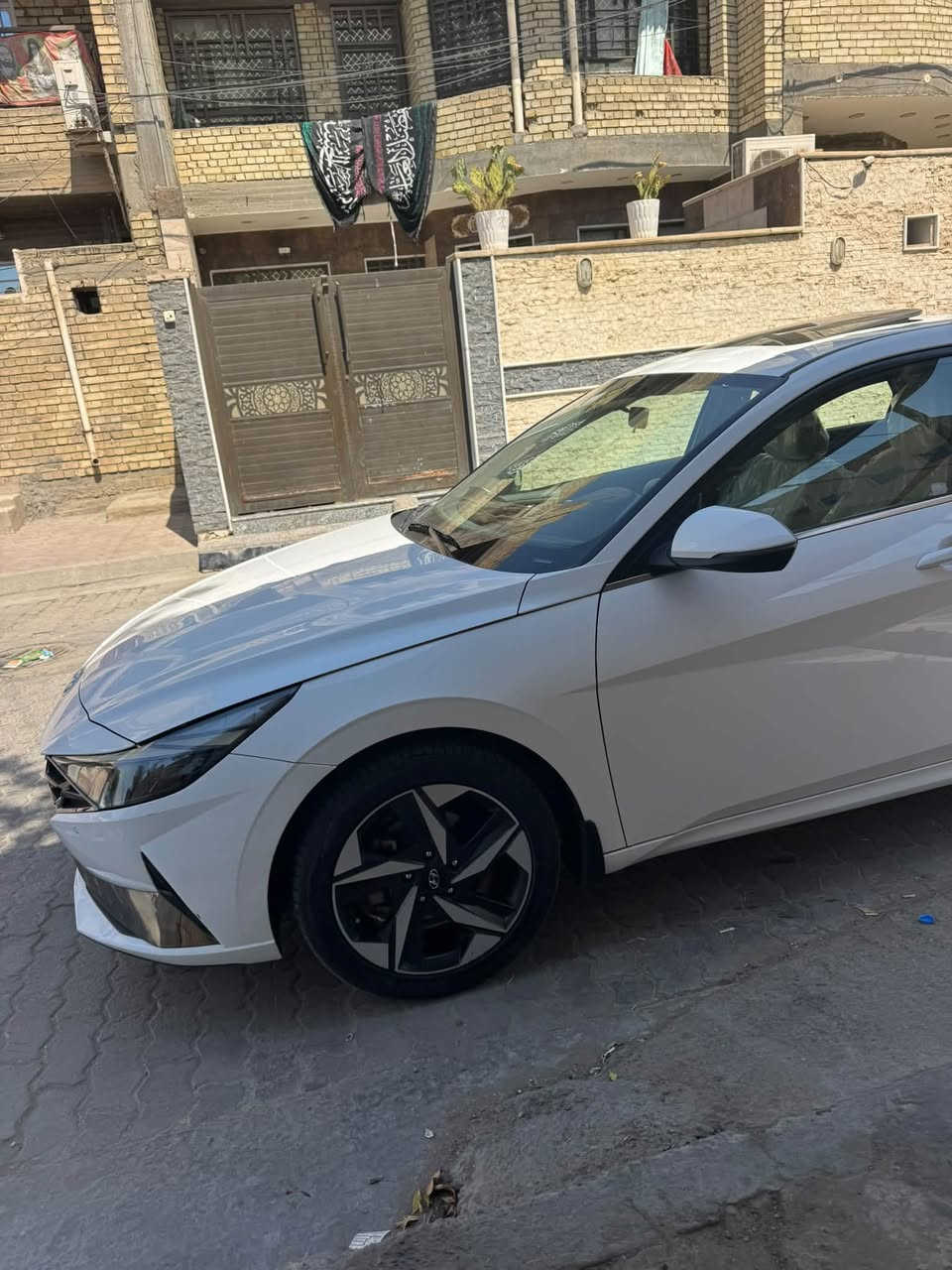 سلام عليكم النترا خليجي 2023 فول مكينه 2000 ماشيه 57 على ايدي من الزيرو مكينه كير كله وضع شركه فقط بارد موضح بسونار بدون صبغ حتى الدعاميه مكفوله من الصبغ 
السعر 157 مجال بسيط سعرها حيل مناسب  رقمي *********** مكاني بغداد
