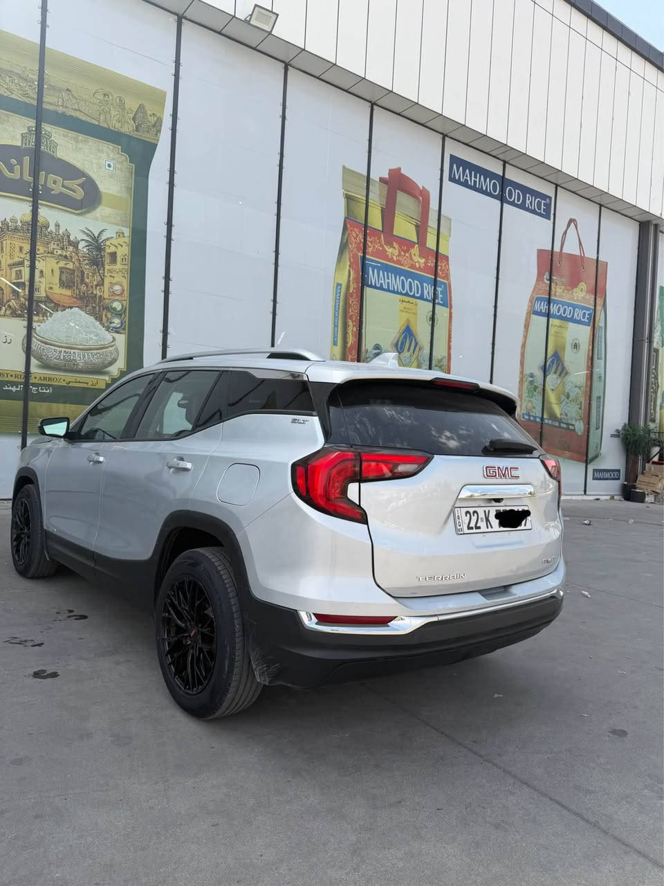 GMC 2021 Terrain SLT
 چاملغ و بۆنیتی سبوغە  لای سەکنی داخلی گرتووە قەپات ماصفاتە بەس سلایت نیە کوشین کارەباییە ٦ دوگمەیە  دەبل ئەکسلە  فولل ماصفاتە کوشین سارد و گەرم و خەزنە بەردی گزۆز و رادار هەمووی بە شەرت گێر و مەکینە و کارەبایات بە شەرتە ئێرباگ سوکان و شان سیستەمە
سحری ١٣٠ وەرەقە  تحویل و غەرامە بە شەرت
***********
*********** أربيل, العراق
