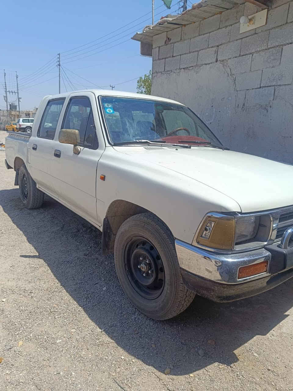 تيوته جمره مديل 94 مكينه وكير كروسيده مكفولات السيارة مصبوغا عام بسمي رقم دولي نگليزي صار شهر من جددت السنوية لل2031 الكهربائيات كلهن شغالات بس تبريد مابيهه يراد كمبريسر 
مكان البصره الزبير السعر. 60. وبيهه مجال ***********
