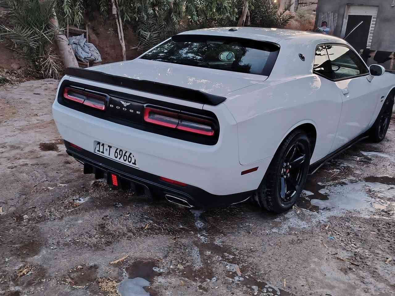 السلام عليكم جالنجر مديل 15 بغداد بسمي فول السياره ماشيه 112 ميل كلوب ما مشتغل بيه  بيه طعجات وشخط ونصبغت اصفاح حادثه وسونارها بل منشور بغداد مدينه الصدر(السعر  ( 127) ***********
