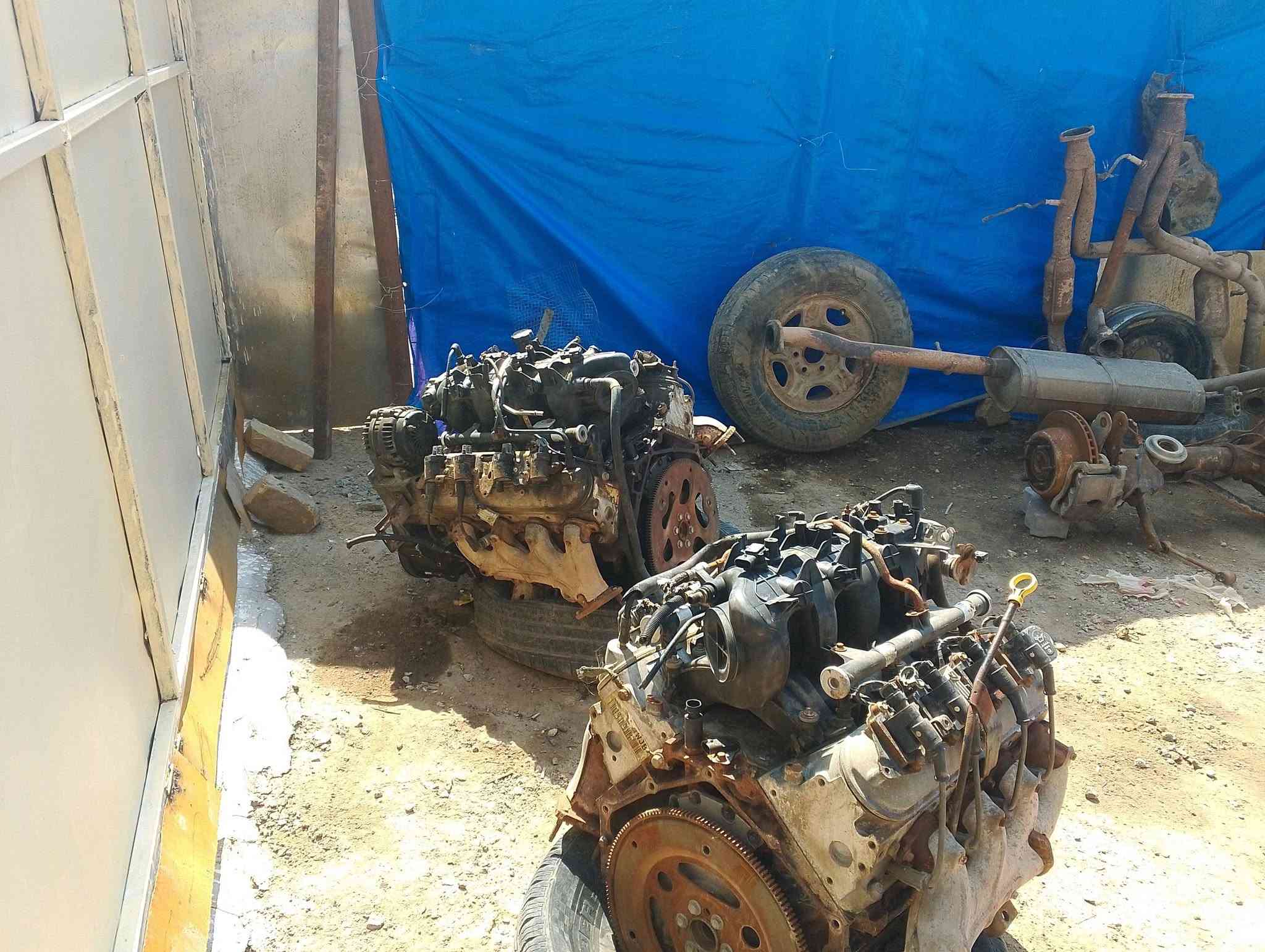 قطع غيار يوجد مكائن 5300 اكسل 6 برغي
