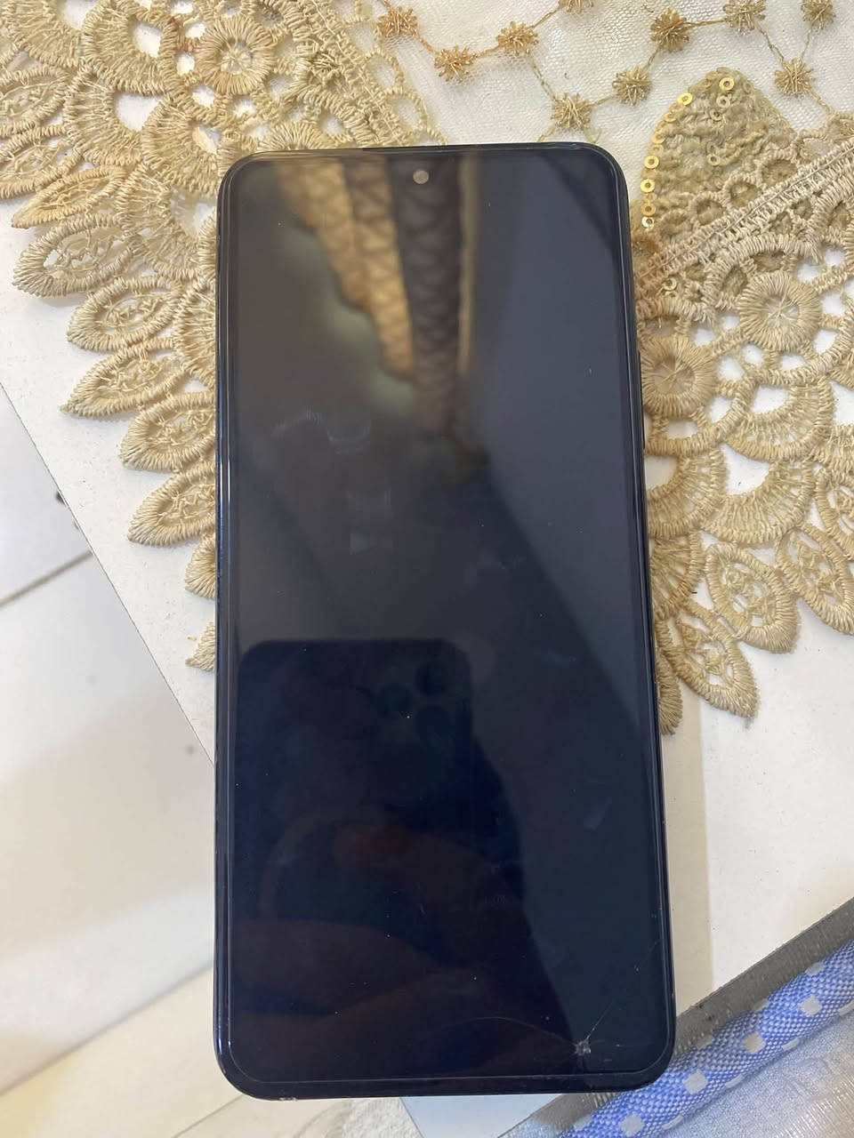سلام عليكم للبيع جهاز هونرx7bجهاز نضيف جدا ذاكره 256 عشوائيه 6+6 بطاريه عملاقه 6000ML أندرويد 14 مبدل فقط شاشه اصليه 👍 سعر 135 وبي مجال عنوان نجف الاشرف رقم الهاتف ***********
