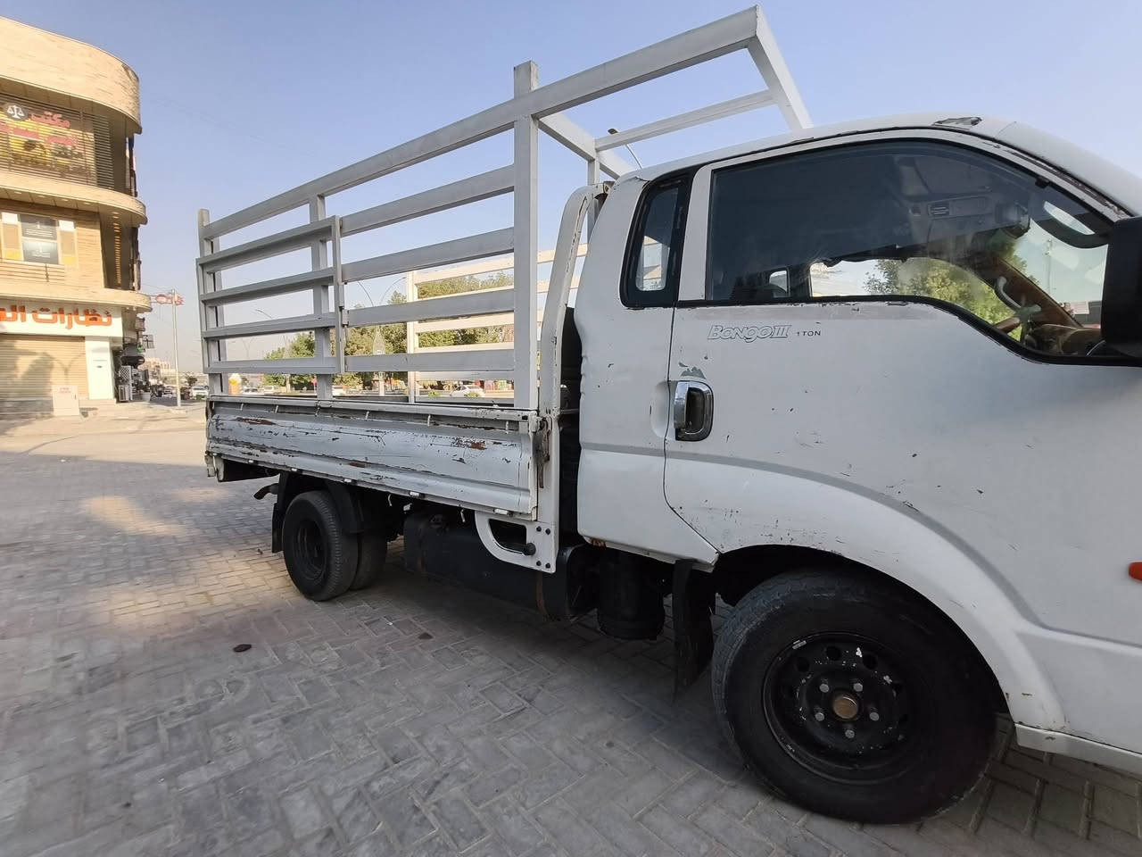 السلام عليكم
كيا بنكو للبيع 
موديل 2008
نوع المحرك 3000 سوبر مفتوح 
حالة المحرك لاتنقيص ولاتبخير 
شاصي مكفول 
رقم شاصي واضح 
رقم السياره بغداد 
مكاني بابل الحله 
السعر 78 وبيها مجال 
تواصل خاص او اتصال 
***********
