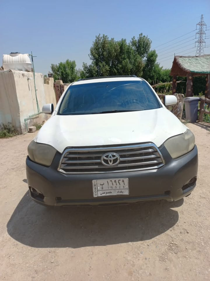 السلام عليكم هايلندر مكينه خير من الله كير بي صفنه البك بس الكشر مثل ما مضح بل صور ابيعلك حزام بدون دواخل ٦ سلندر سبعه راكب ٢٠٠٨ رقم بغداد بسمي سعر ٨٥وبيه مجال بسيط مكاني بغداد قضاء المدائن تواصل ***********
