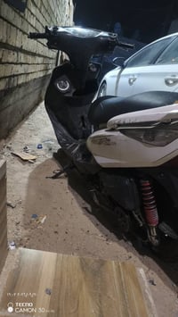 نضيفة • كهربائيات نكرة • مستعجل