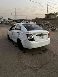 شوفرليت سونك 2012خليجيه بيه حادث أو ابيع عله حادثه شغاله أو تمشي مكينه...