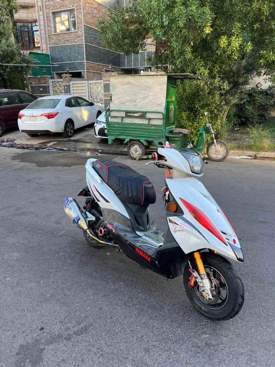 سلام عليكم GTR للبيع او مراوس وفرق وركز بل غراض وباسعار السوك يله تخابر لوتي تحب تسولف لتخابر مكان الدراجه شارع حيفا  واتساب وخط متواجد *********** الدراجه ملغومه غراض بيه ويل cnc الوحيد بل عراق وهوازن وفج هم وحيدات بيه براغي رياضيه ١٣٥ برغي وكلهن مختلفات وباقي غراض الدراجه كدام عينك السعر اتصل او واتساب والتوفيق للجميع 🤍🤪 وبرغي تجاري مابيه
