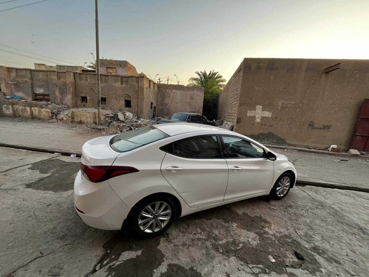 هيونداي النترا 2014 خليجي
رقم ذي قار خصوصي حره تحويل ثاني يوم السنوية لل2028 محرك 1800 دوش ٫ ماشيه 361 الف كيلو ٫ مكينة وكير وحداديه مكفوله 
السياره كفاله من الضربة والتبديل فقط الدعامية تبديل وبيها صبغ بمناطق بالسياره موجدة بالسونار المرفق ٫ السيارة جاهزه مابيها اي نقص مكاني سوق الشيوخ 
سعرها 98$
***********
