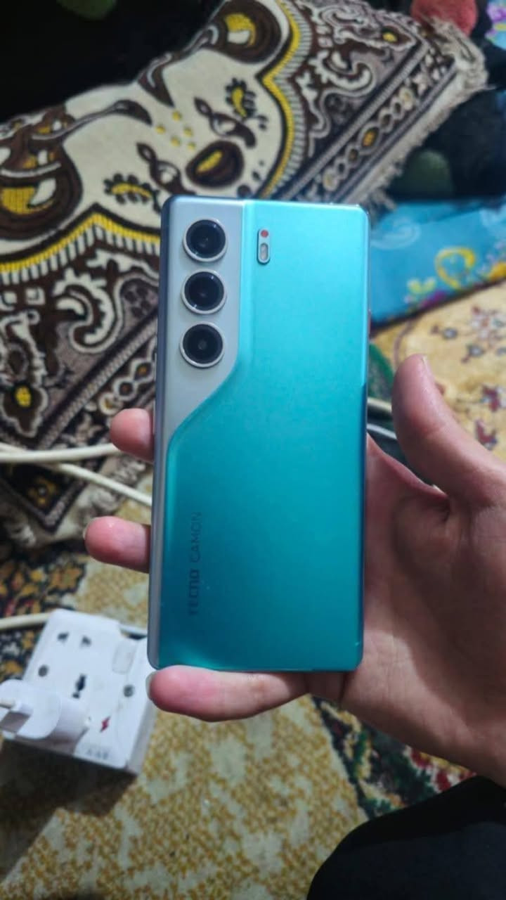 150 الف قفل tecno comon 40 pro 5G
مثل ماموضح كدامكم خط بالشاشة وفطور فقط 
كلشي شغال واضاءة كاملة مامأثر الخط الي بالشاشة 
*********** واتساب
كربلاء _ طريق الحر
