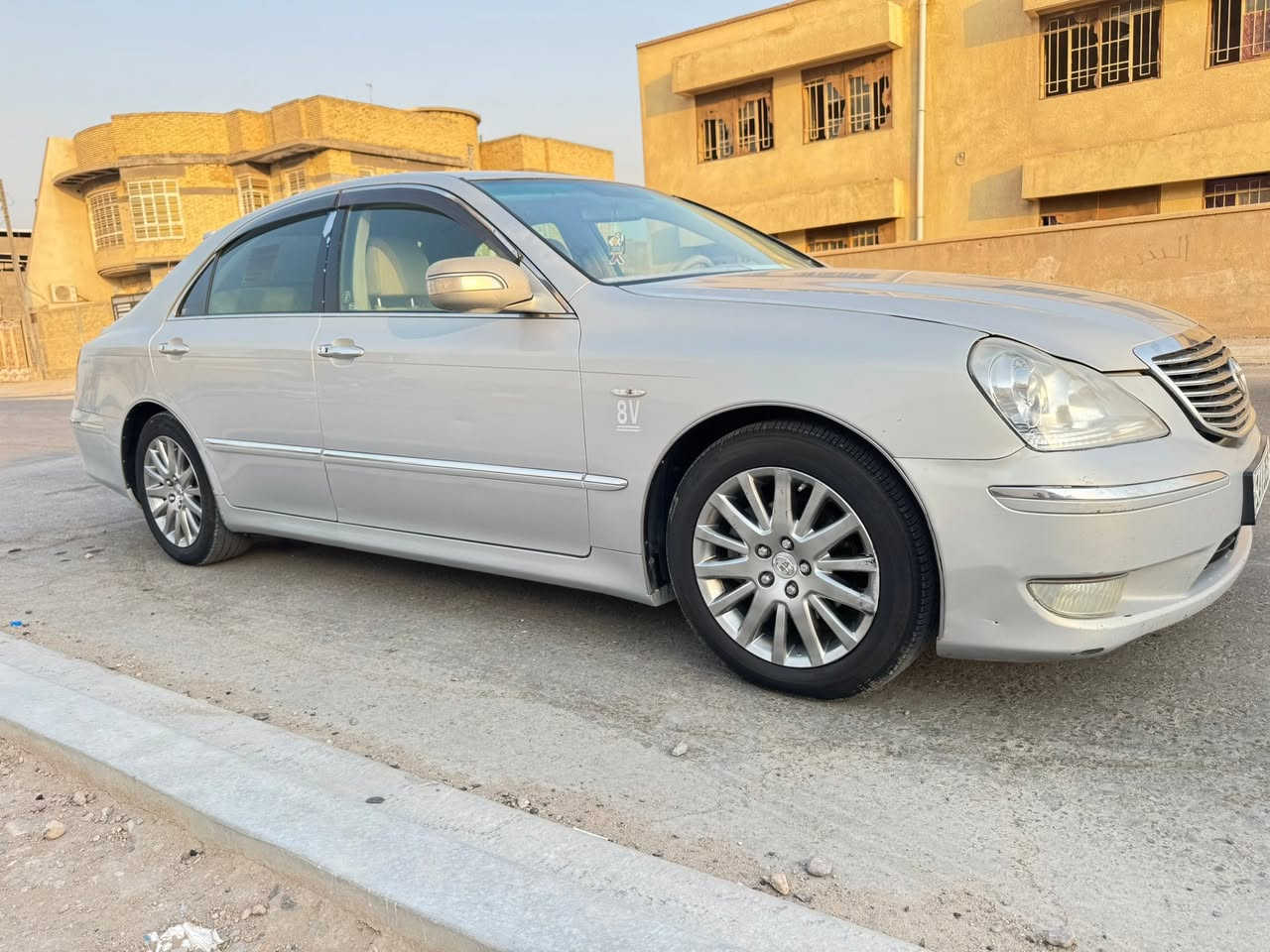 سلام عليكم 
ماجستى للبيع موديل 2006 رقم بصره بسمي
كص قماره فقط ولباقي كفاله من النقل والكصه الثانيه والضربه محرك 8بستم فول مواصفات ماعده التنته تحكم ستيرن 6بصمات تبريد قطعتين تخم تاير دواخل عسلي السعر 137 العنوان البصره الزبير
رقم التلفون *********** بيه واتساب

