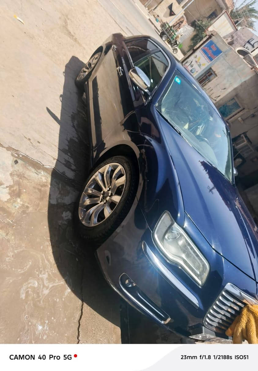 سلام عليكم          بيع فقط بدون مراوس
اوباما 2012 فول مواصفات 1\1 للاخير
سياره وارد امريكي حادث جاملغ وبنيد ومصبوغه عام سابقآ ما مصبوغه قبل شهرين صبغت عام
سياره استخدام شخصي ما مشتغله خط ماشيه 223 ml
جاهزه كير محرك حداده تبريد تخم تاير
رقم بصره نكليزي بسمي مكاني بصره 
 رايده 128 وبيه مجال للشراي
مكفوله كصه وكلبه وعيب شرعي واصوليات
رجاآ المو شراي لا يواعد وبيع فقط بدون مراوس
***********
***********
