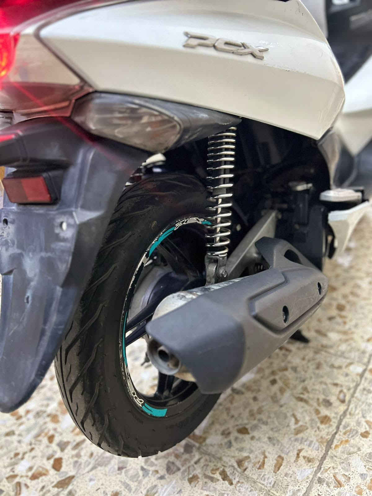 PCX • جيل اول • ١٢٥