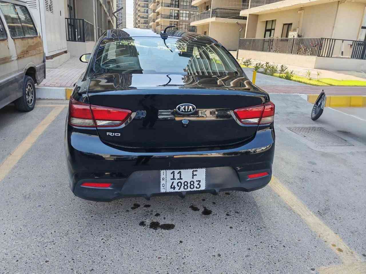السلام عليكم
كيار ريو موديل 2020 امريكي 
حادث السياره  بسيط جدا قبق الحنطة فقط وتبديل بنفس اللون بدون دواخل مثل ما بالصور 
السياره باسمي تحويل مباشر رقم بغداد 
ماشيه 59 الف ميل  فقط يعني جديدة
محرك 1600 ( المرغوب ) دوش دبل نوزل
سياره صدر امامي خلفي وكاله 
تحكم استيرن جهتين 
شاشه ابل كار بلي 
منفذ Usp
نظام سبورت و مثبت سرعه 
وداخل السياره لوك وكاله 
سعر 105$وبي مجال
مكان سياره بغداد 
***********
