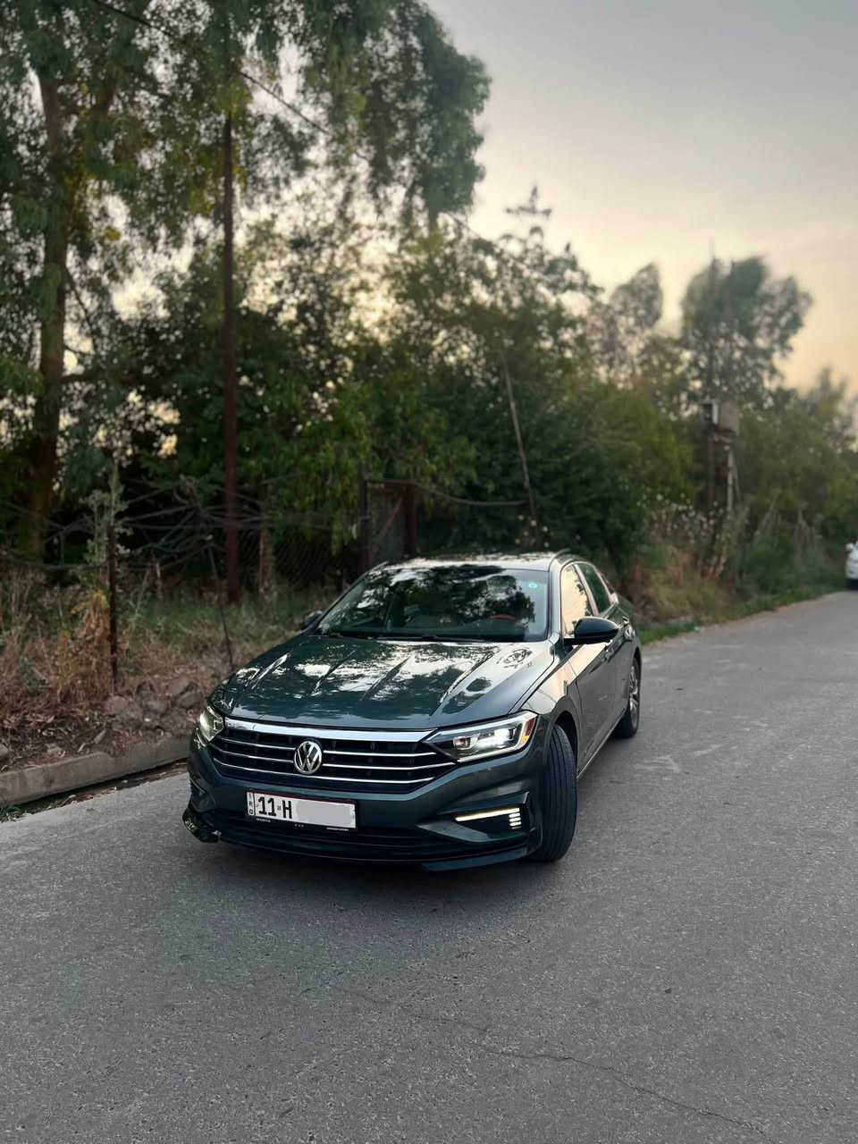 جيتا SEL موديل 2019
 مواصفات فول فول واحد على واحد
رقم بغداد مشروع وطني السعر 150 وبيها مجال للشراي
*********** للاستفسار اكثر عن السياره
1- كشنات جلد كريمي  
2-كشنات تدفئة امامي و ستيرن تدفئه  
3- اضائة اوتو ليلي نهاري 
4- اضائة اتو عالي ناصي ليلا
5- اضائة متحركة حسب اتجاه السيارة
6- اضائة السيارة بك لايت LED  ليد و لايت زنون 
7- رادار 360 درجة امامي جانبي خلفي مع توقف ذاتي
8 - تحديد مسار خطوط الشارع AUTO ASSIST 
9- كيج الكتروني  هاند بريك الكتروني
10- شاشة ٨ انج نظام ابل كار بلي واندرويد اوتو  الكتروني مع الكيج
11- اضائة محيطية 30 لوان للداخل لجميع السيارة مع الابواب مع الشاشةوالكيج 
12 - سقف بنوراما 
13- كاميرا خلفية بدقة عالية جدا مع التحكم الكامل
14- نقاط عمياء على المرايا 
15 - تدفئة مرايا  
16-نظام start and off للمحرك
17 - 4  وضعيات للقيادة مع تغير الاضائة sport economy manual custom 
18 - بصمة مع بصمة ذكية على الأبواب و الصندوق .  
19- 4 جامات اوتو مع قفل مركزي والجام و البنوراما تفتح و تقفل بالبصمه 
20- نظام صوتي BEATS العالمي 9 سماعات مع مضخم صوت دمام في الصندوق
21 - محرك 1.4 turbo قوة واقتصاد 147 حصان
22- كير تبترونك اوتو وعادي 8 نمر
23- ماسحات اوتو للمطر 
24- نظام خرائط ومسجل  اقراص داخل الدرج
حادثها موضح بلصور مع سلامة الشاصي والحوض والدوخل 100%  ماشيه 77الف مايل  مكاني الموصل  الجانب الايسر
