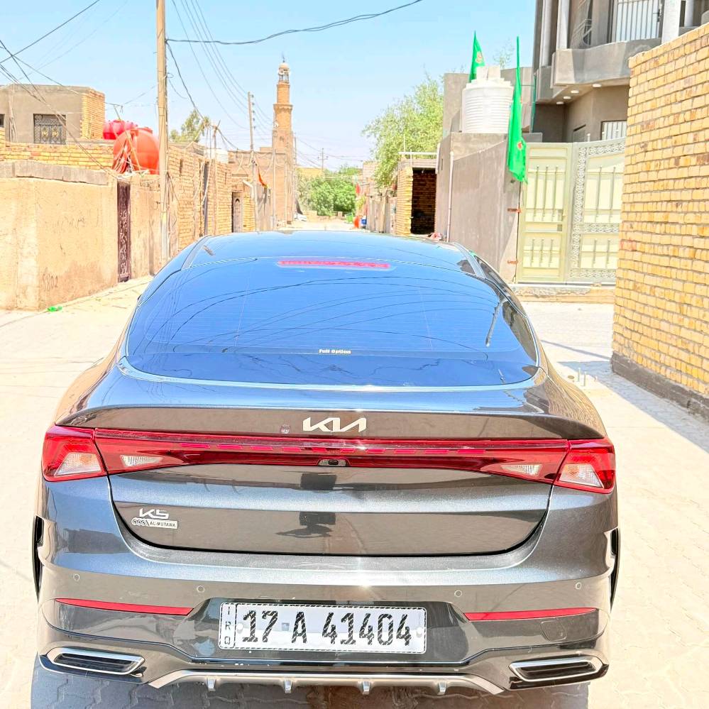 سياره للبيع كي فايف مديل 2023