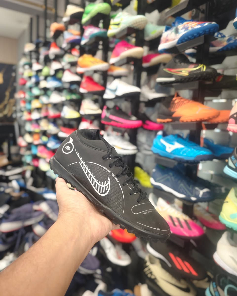 🔥👟 وصل الجديد إلى محلات الجوكر 👟🔥
أحدث الإصدارات من الأحذية المحببة بال أمريكي 🇺🇸 ✨ نظافة 100%
✨ موديلات عصرية وأنيقة
✨ القياسات المتوفرة: 43 👌
إذا تدور على حذاء مميز ونظيف وبموديل حديث… الجوكر عنوانك 😎🔥
📍 العنوان: بغداد – الحرية الأولى – باتة
📲 واتساب: ***********
زورونا وخلي اختيارك دائماً من الجوكر ❤️👟 #محلات_الجوكر #أحذية_أمريكي #أحدث_الإصدارات
