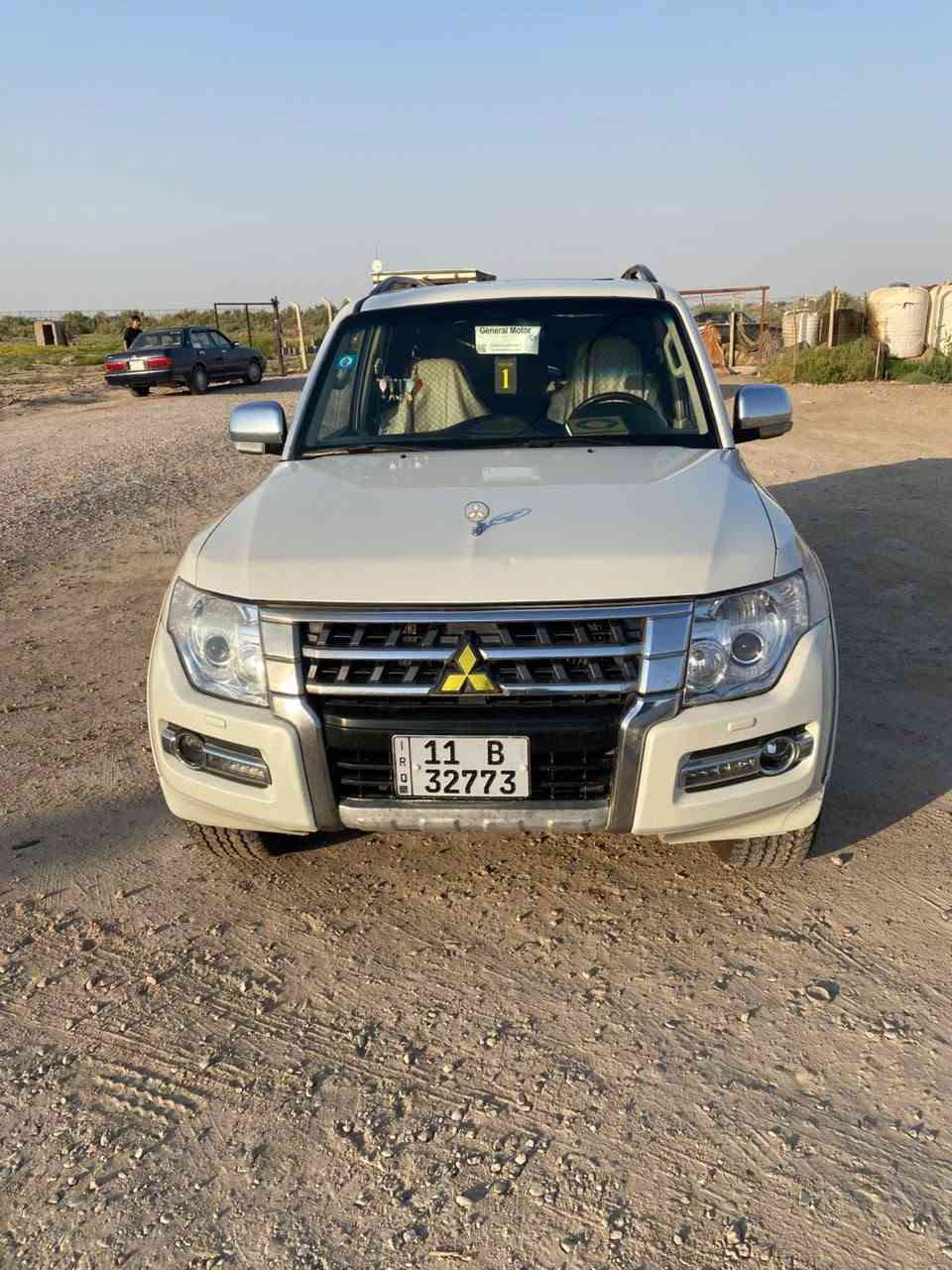سياره باجيرو الحبتور موديل ٢٠١٣
سياره فول مواصفات واحد على واحد مكفوله كلشي گير ومحرك بس بيه صبغ بارد جاملغ وبنيد السعر ١٥٣ وبيها مجال 
ما متواجد ع الفيس 
‭***********
