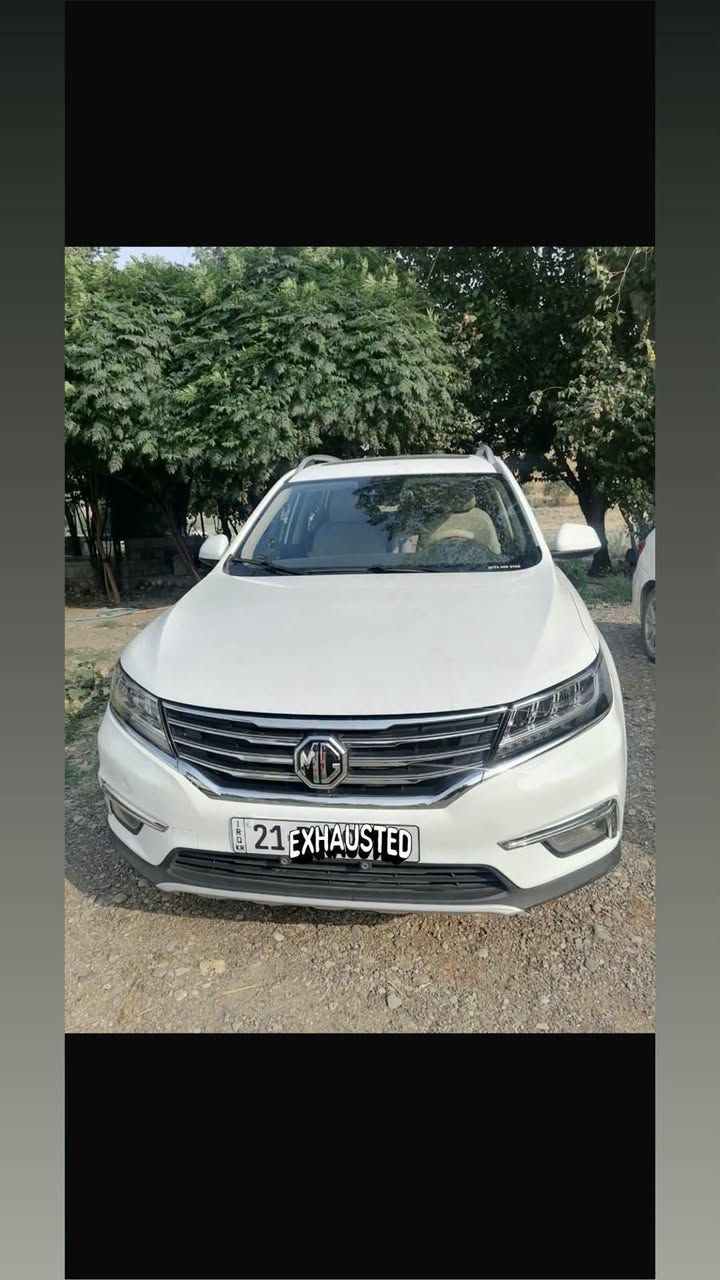 ئێم جی RX5 مۆدیل 2022 
تەنها 44 هەزار کیلۆمەتر ڕۆشتووە 
لەسەر دەقی شەریکەیە ماوەتەوە 
سفری شەریکە یەك دەستە
دەعامی بۆ دەعامی بەشەرت 
بێ بۆیاخە بێ تعدیل بێ سارد 
قەپات مواسەفات 
مەکینەی 2.0 تۆربۆ 
دەبڵ ئەکسل 
بەسمەیە 
شاشە و کامێرا 360
کوشن کارەبای 
4 جام ئۆتۆ
پانۆراما 
سەنەوی تازەیە 
تحویل و غەرامە بەشەرت 
هیچ مەسرفێکی تێدا نییە 

سعر: لە کۆمێنت داوا بکە ڕاستەوخۆ بۆت دێت 📥

گێر و مەکینەی بەشەرت 
هیچ کێشەیەکی تێدا نیە 

ژمارەی خاوەنی
***********

نص مكتوب في الصور:
- EXHAUSTED