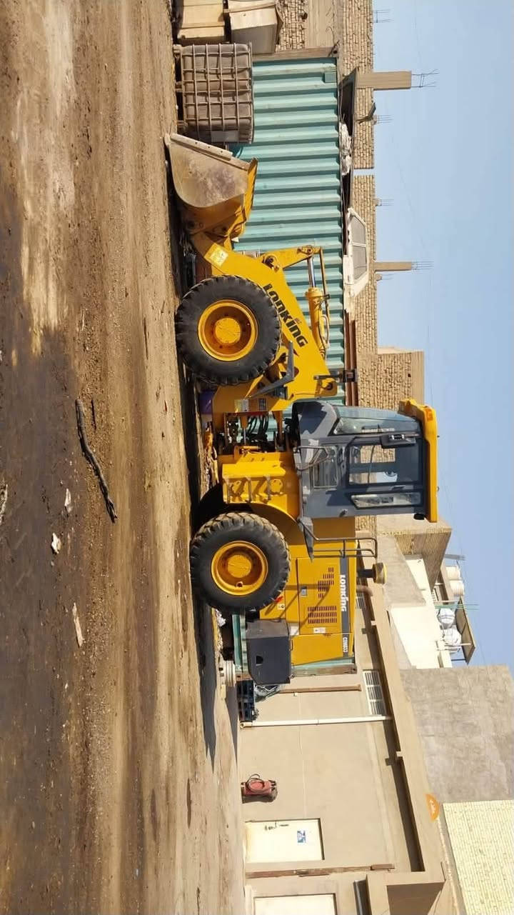 شفل لونكنك موديل 2013 مرقم بغداد بسمي تبريد كير مكينه مكفول وجاهزه للشغل تخم تايرات جدد
العنوان بغداد
السعره 280 ورقه وبيه مجال 
***********
