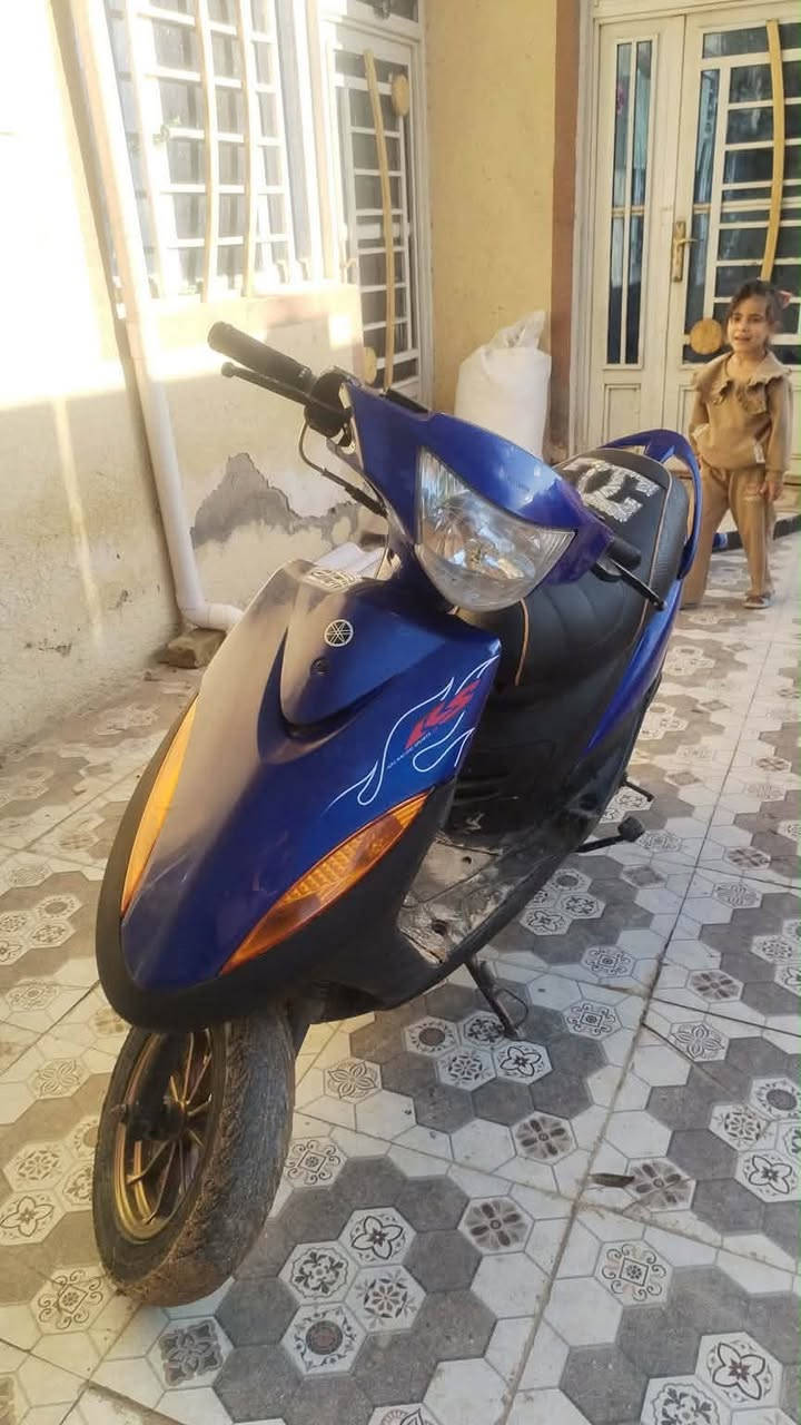 السلام عليكم
ماكس عدله بوشه ٥٥

سلف يشتغل عوزه باتري

 كهربائيات كلها شغاله بس يحتاج بس شد اشاير

دشبول بي مشكله

دراجه تشتغل هندر بس تأخر بالتشغيل 

سعرها ٣٥٠ وبيها مجال بسيط كلش حگ الجيه

كربلاء قرب جامعه فريحه عمود ١٢٠

***********
