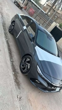 اڤانتي • ٢٠٢٥ • سياقة ذاتية