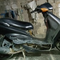 سكنس نثيه • كابريتر • قابل تفاوض