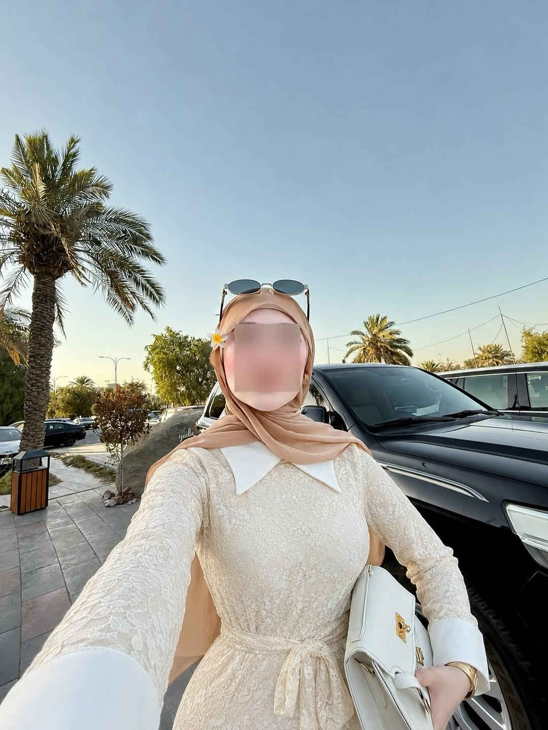فستان تور 
السعر ناربنات 25,000 بس
قياساته 38-40-42-44-46-48
طول فستان 140cm
خدمة توصيلنا متوفرة لجميع محافظات العراق
تكدرون تراسلونا على الواتساب ***********
