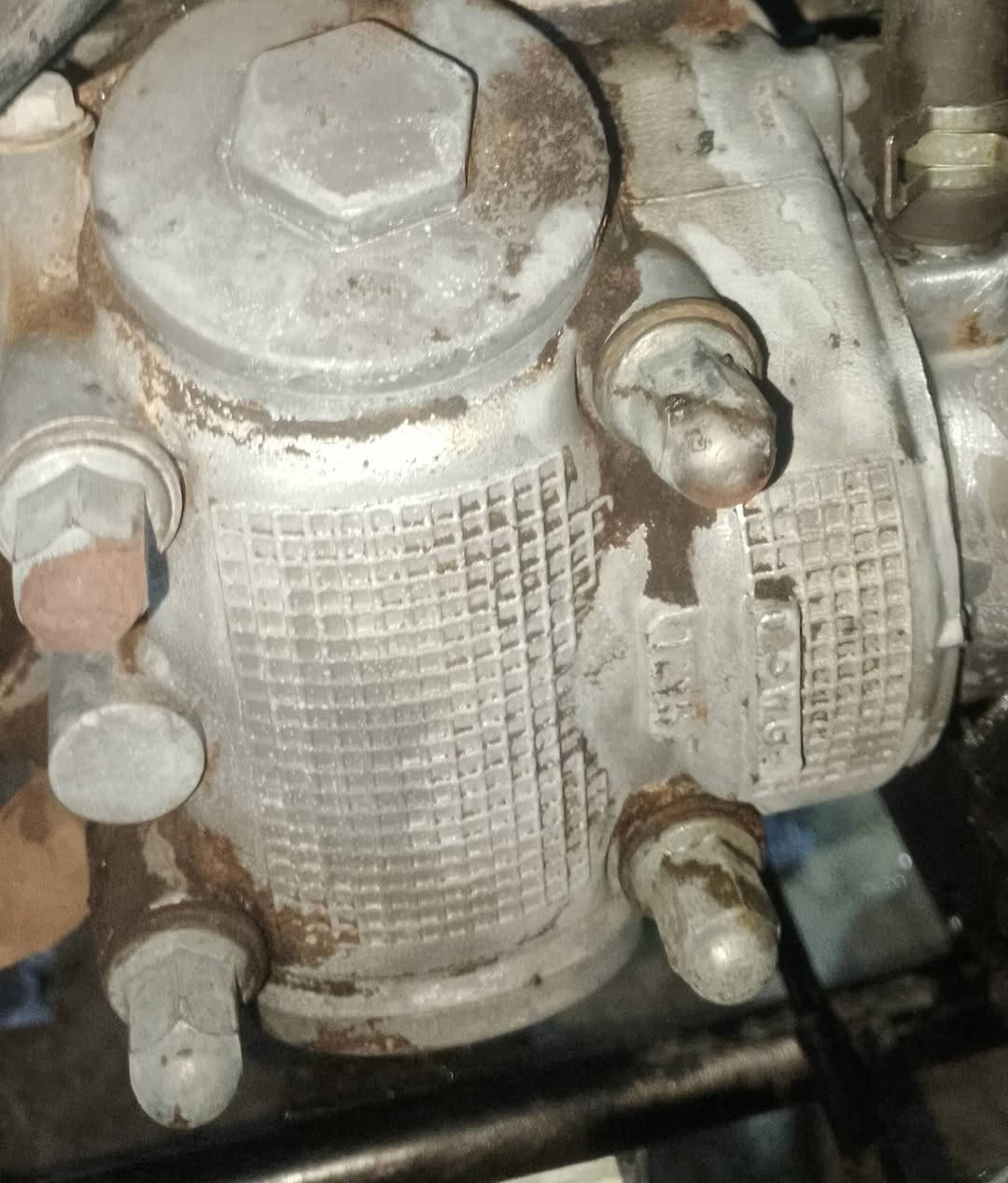 دراجه بريز نظيفه مكفوله كفالة عامه سلف هندر كهربائيات كلها شغاله مكينه بلاديه ناعمه مامفتوحه شلعه قويه اوراقها كامله مكاني الشعب سعرها 550الهاتف ***********
