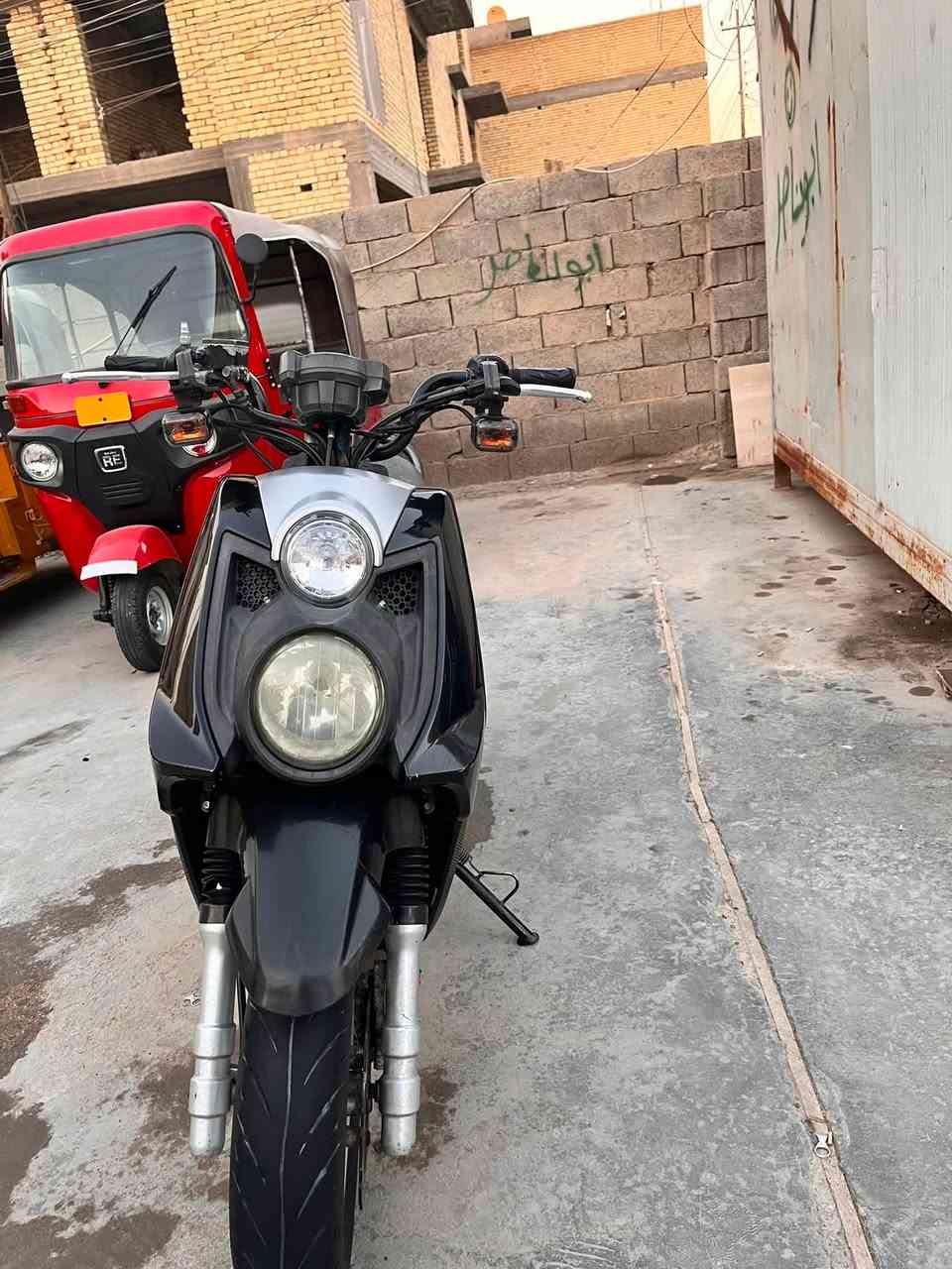 سلام عليكم جبلي للبيع صاله شهرين من نازله من الرنبه الدرجه مداريه دهن كله امزويل وبانزين محسن المكان الامين الثانيه الرقم***********
