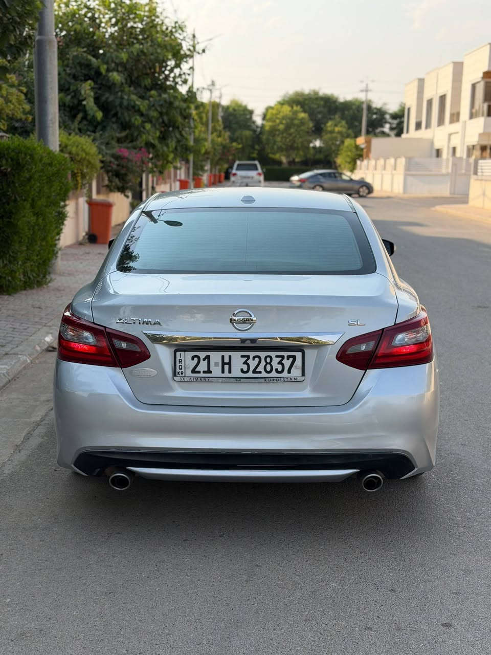نيسان التما   2018    SL
‏بونيد و جاملغ سكن صبغ 
‏بدون دواخل 
‏124ميل ماشي
‏سعر(113) 
‏مكان السياره خانقين
‏***********
