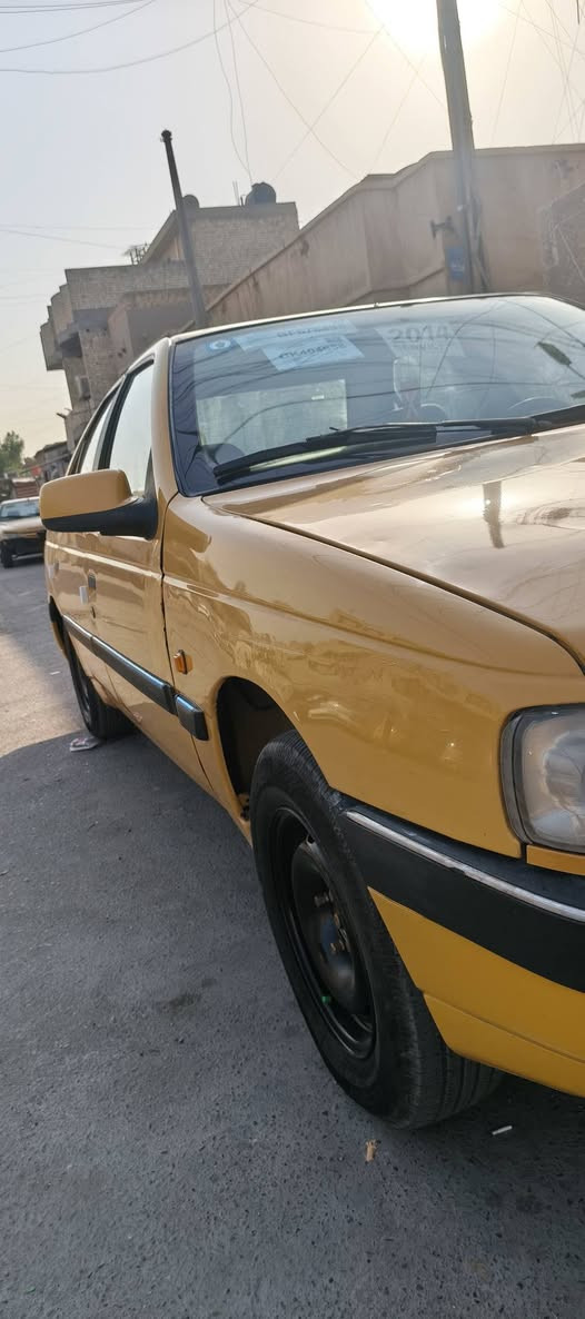 السلام عليكم بيجو لميس للبيع موديل 2014 مصفرة هيئة وغرامات رقم انگليزي شرط تحويل بيها ضربة جاملغ الخلفي ومعمر جاهزة مكينة وگير وتبريد صدر تخم تاير جاهزة من كلشي السعر 21 ورقة مكانية بغداد مدينة الصدر ***********

