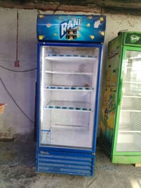 ثلاجات • للبيع
