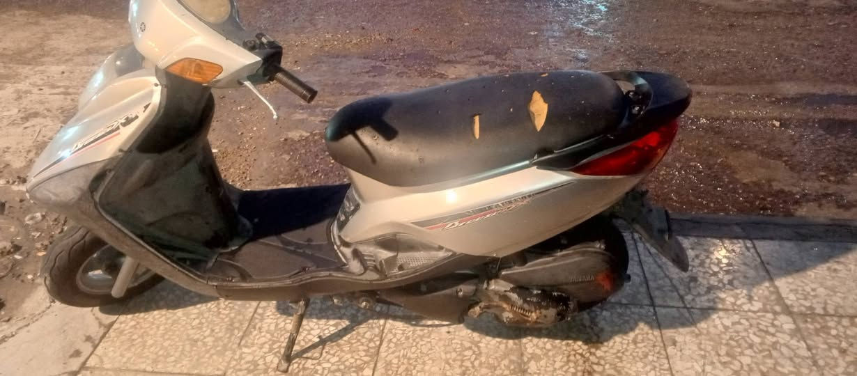 سلام عليكم دراجه بريز سلف وهندر مكينه لا صرف ولا تبخير مكان البياع شراي يتصل ***********  سعر 400 لف
