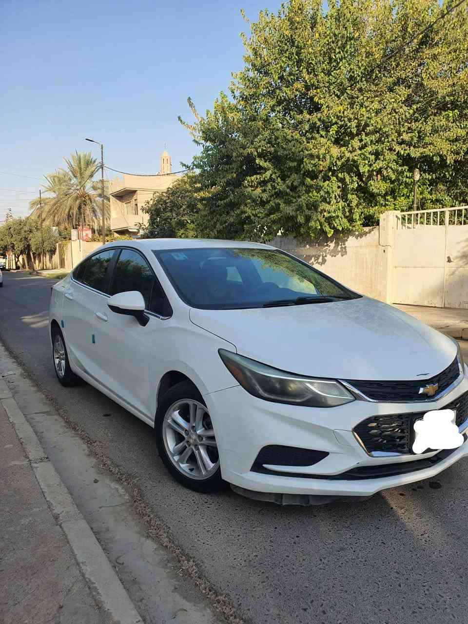 سياره كروز ٢٠١٨ رقم نينوى سنوية بأسمي فول اتوماتيك فقط بدون بصمة وسلايت.. ماشية ٩٠ الف. صور الضرر والتقرير موجودة مع الصور.. الشراي يجي يشوفها امام العين  ويفحصها بيها ملاحظات مثبته بالسونار. السعر 80ورقه وبي مجال.مكان الموصل الساحل الأيسر . الرقم***********
