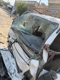 سياره كية حمل موديل25 بعدها زيرو مماشيه 18الف فقط حادثها قماره مثل ما ...